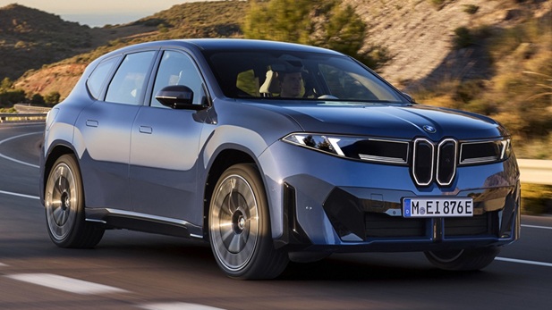 Kofferraumwannen für BMW iX3 NK. 100% zuverlässig